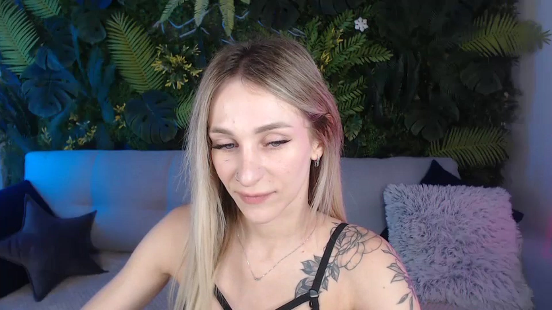 Gallery image thumbnail from Horny_Blond's myfreecams stream on, 07/28/2024, 08:37 image 2 of 20