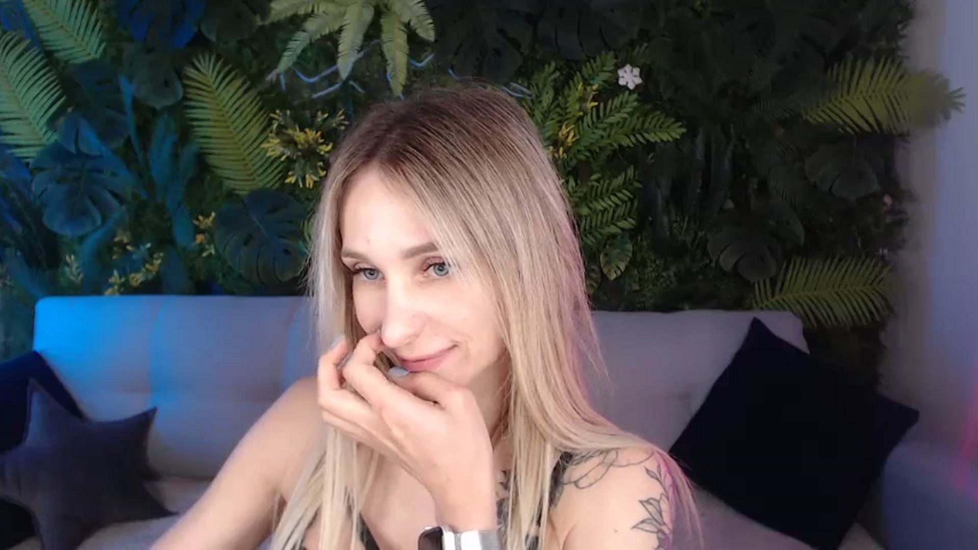Gallery image thumbnail from Horny_Blond's myfreecams stream on, 07/28/2024, 09:41 image 5 of 20