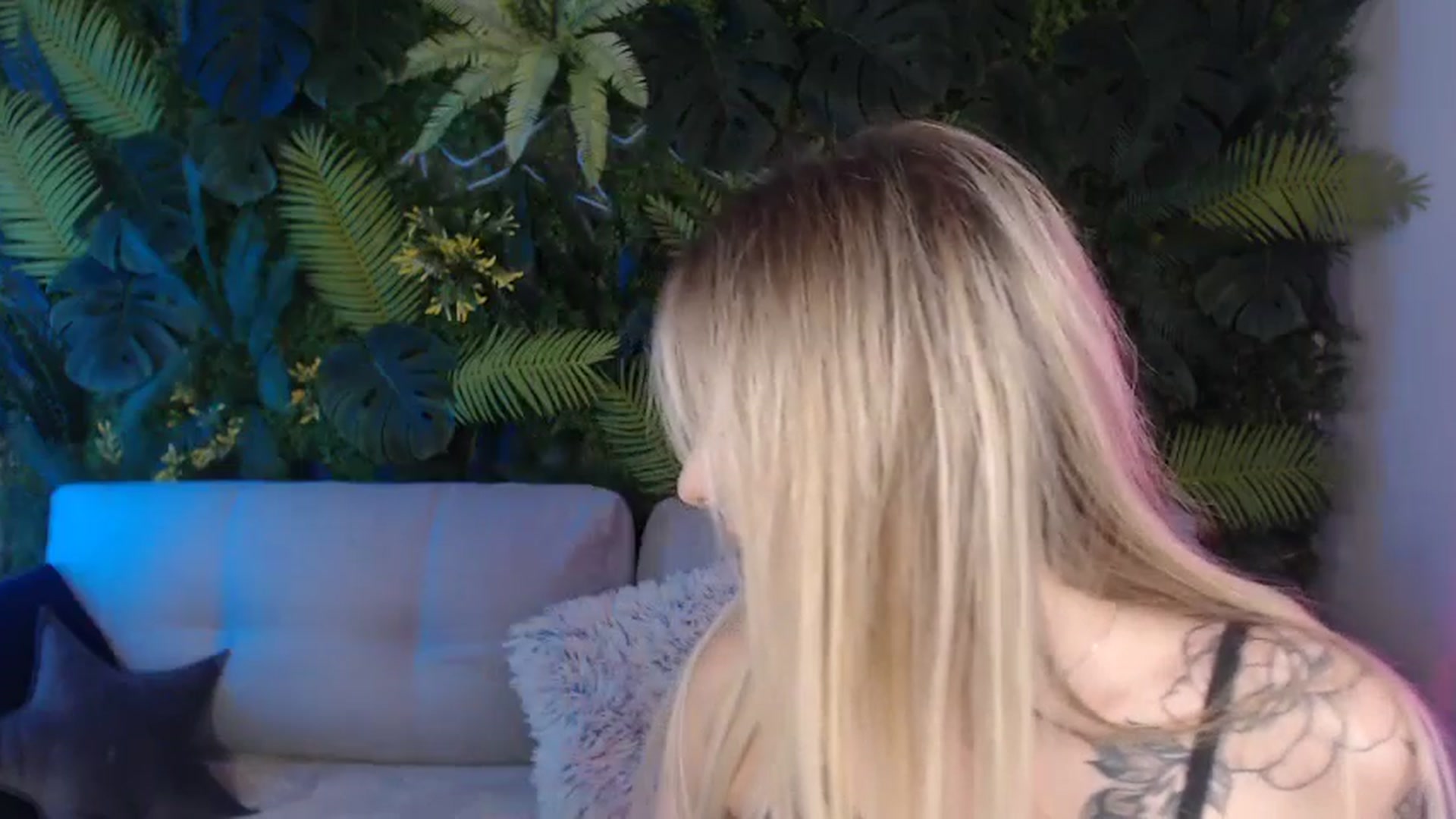 Gallery image thumbnail from Horny_Blond's myfreecams stream on, 07/28/2024, 09:41 image 4 of 20