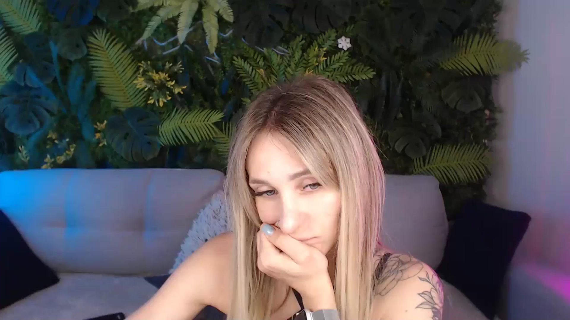 Gallery image thumbnail from Horny_Blond's myfreecams stream on, 07/29/2024, 13:39 image 3 of 20