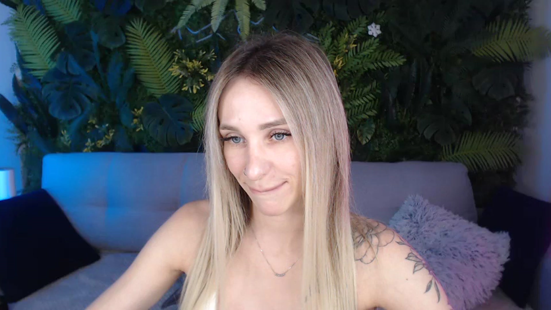 Gallery image thumbnail from Horny_Blond's myfreecams stream on, 07/30/2024, 08:35 image 8 of 20