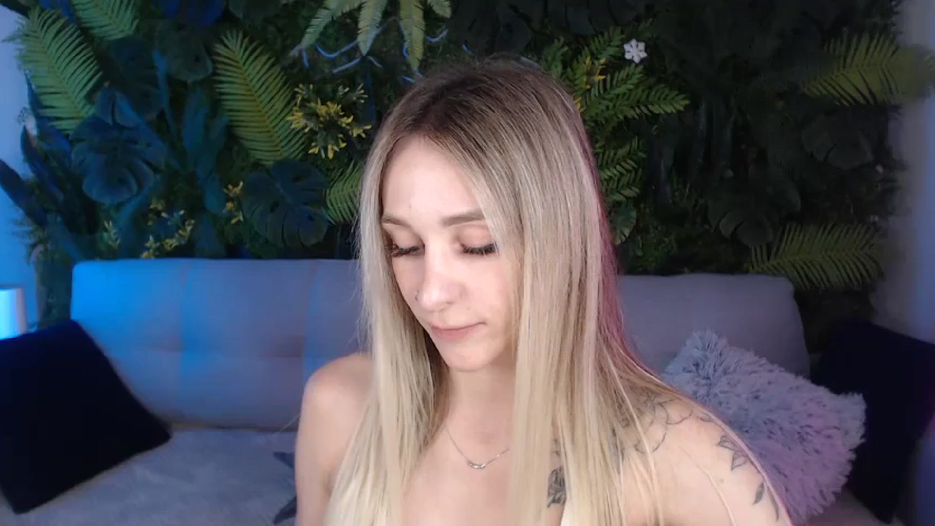 Gallery image thumbnail from Horny_Blond's myfreecams stream on, 07/30/2024, 08:35 image 14 of 20