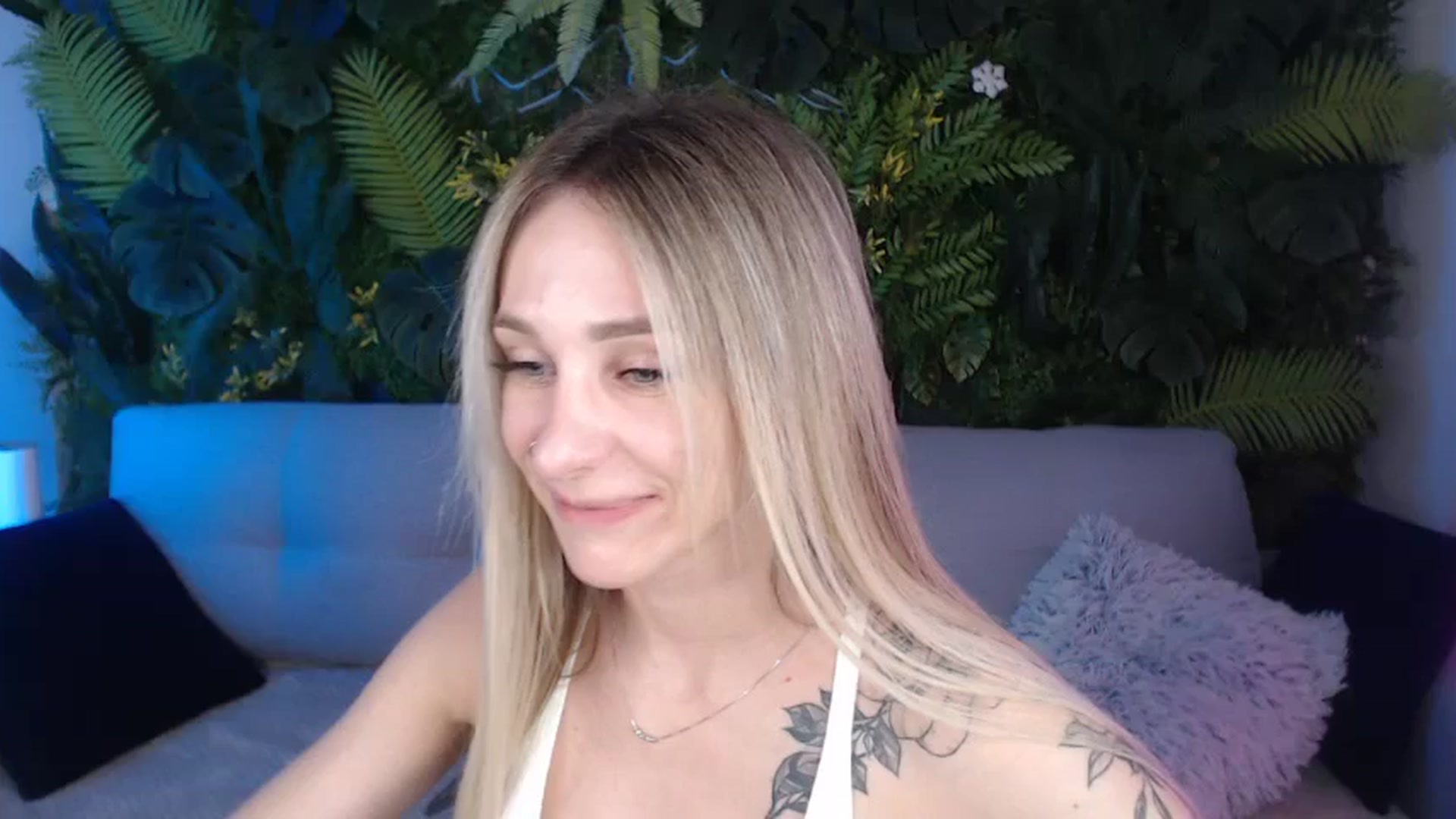 Gallery image thumbnail from Horny_Blond's myfreecams stream on, 07/30/2024, 08:35 image 9 of 20