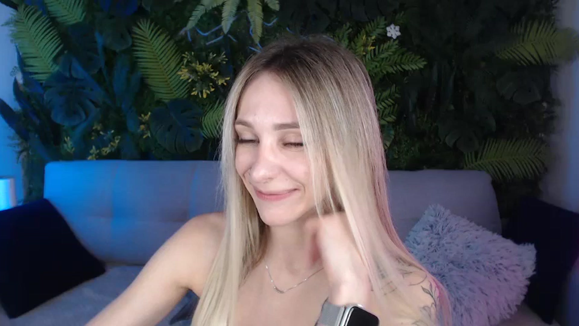 Gallery image thumbnail from Horny_Blond's myfreecams stream on, 07/30/2024, 08:35 image 11 of 20
