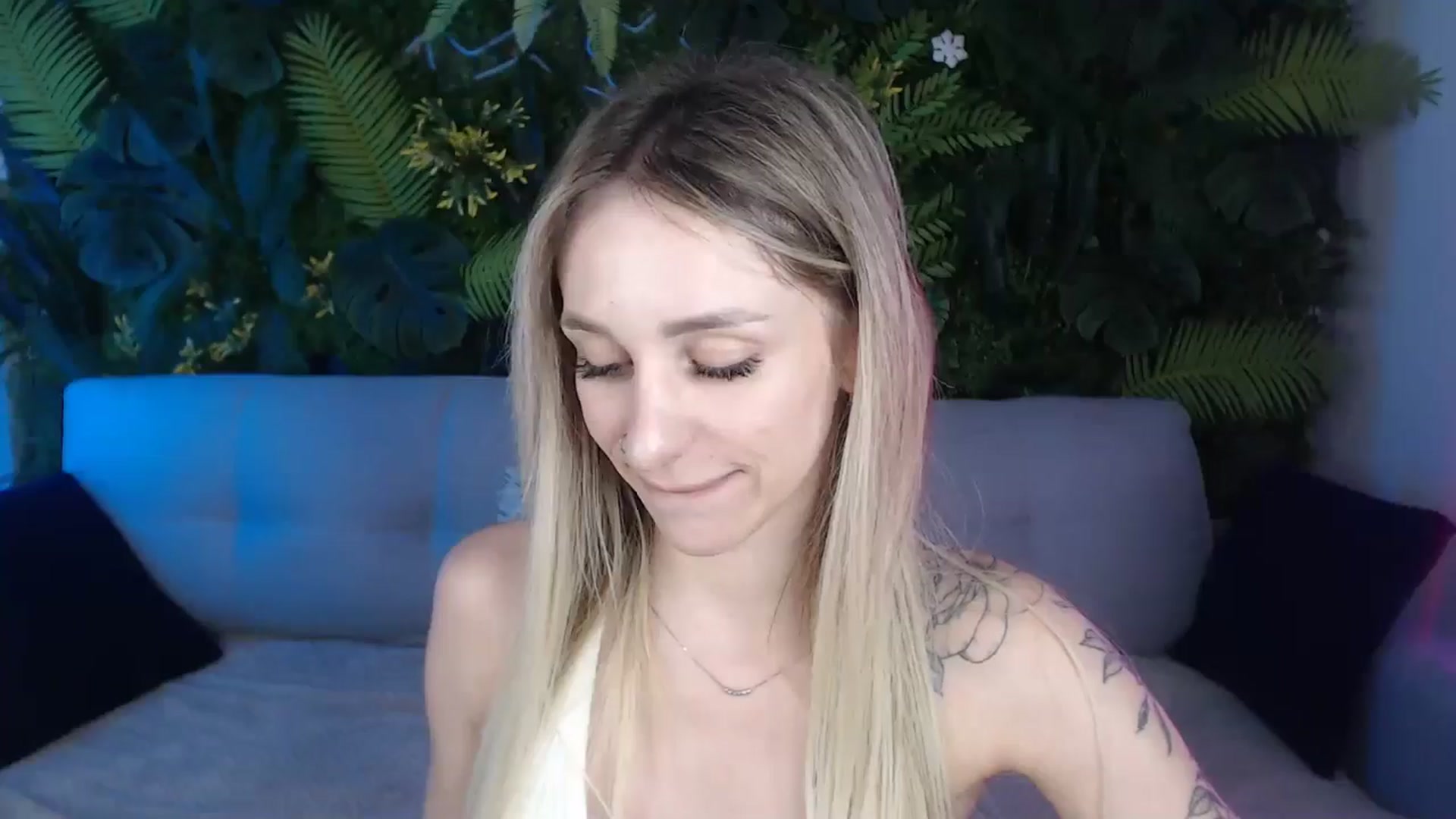 Gallery image thumbnail from Horny_Blond's myfreecams stream on, 07/30/2024, 10:02 image 15 of 20