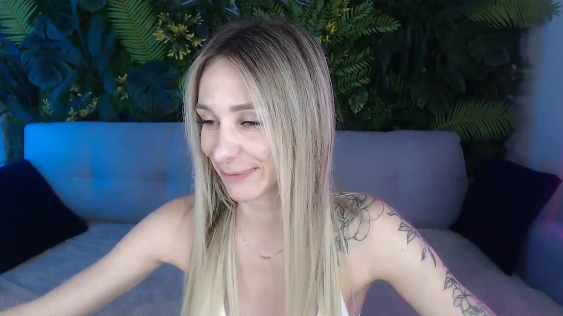 Gallery image thumbnail from Horny_Blond's myfreecams stream on, 07/30/2024, 10:02 image 9 of 20