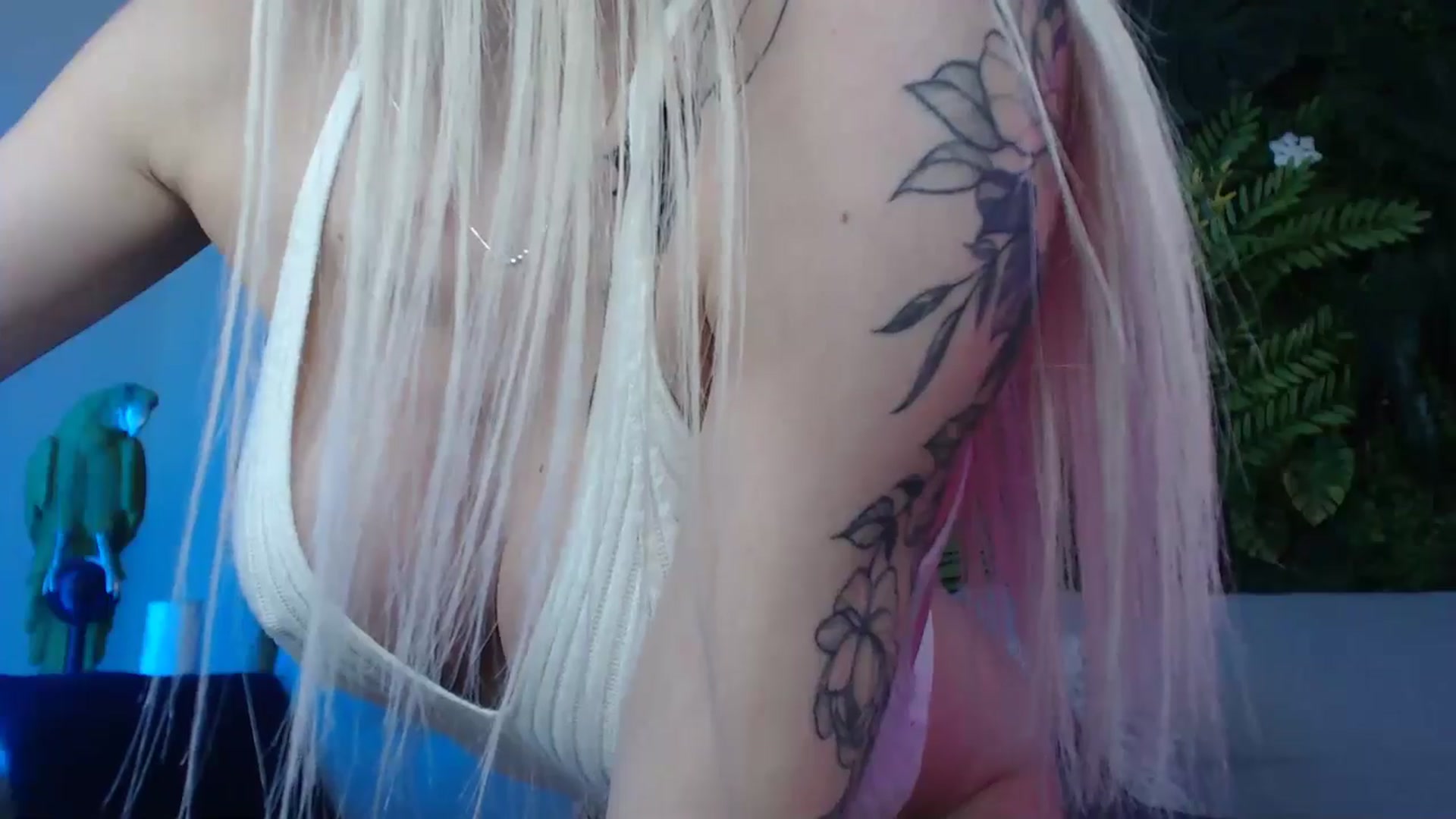 Gallery image thumbnail from Horny_Blond's myfreecams stream on, 07/30/2024, 10:02 image 20 of 20