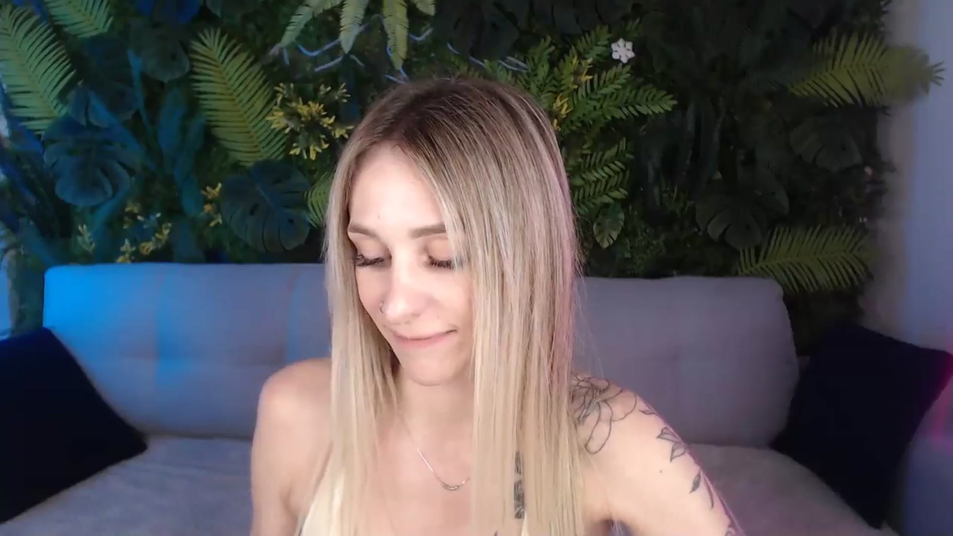 Gallery image thumbnail from Horny_Blond's myfreecams stream on, 07/30/2024, 10:15 image 10 of 20