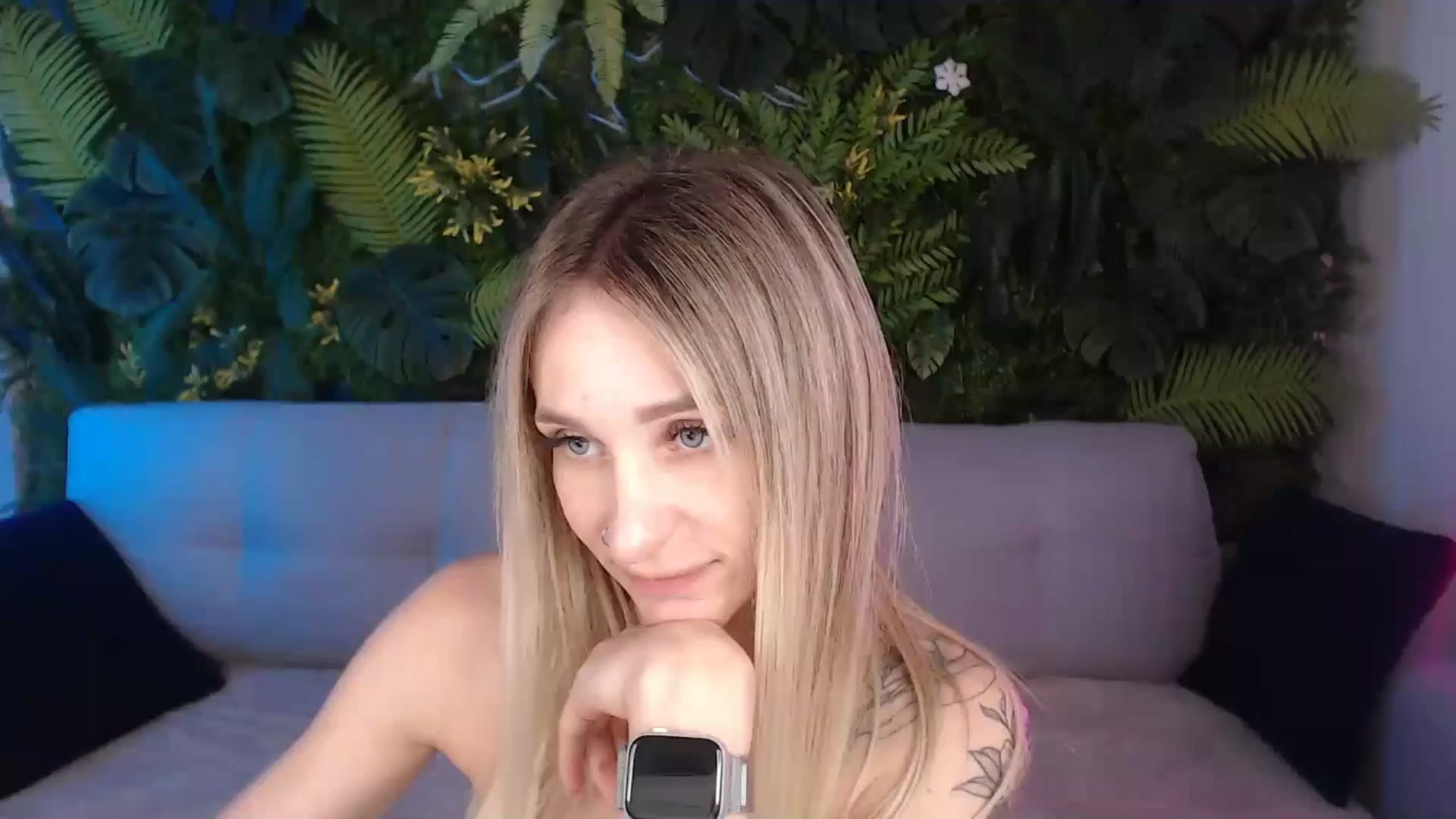 Gallery image thumbnail from Horny_Blond's myfreecams stream on, 07/30/2024, 10:15 image 20 of 20