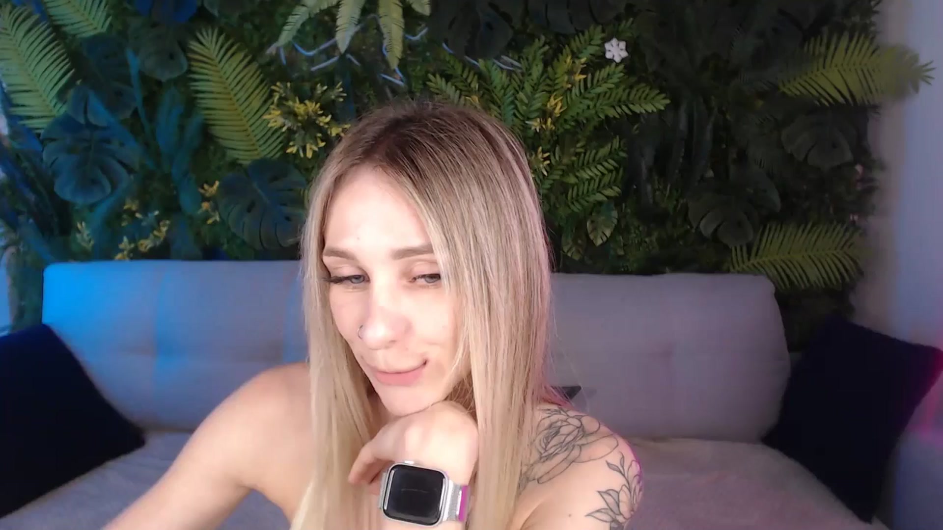 Gallery image thumbnail from Horny_Blond's myfreecams stream on, 07/30/2024, 10:15 image 2 of 20