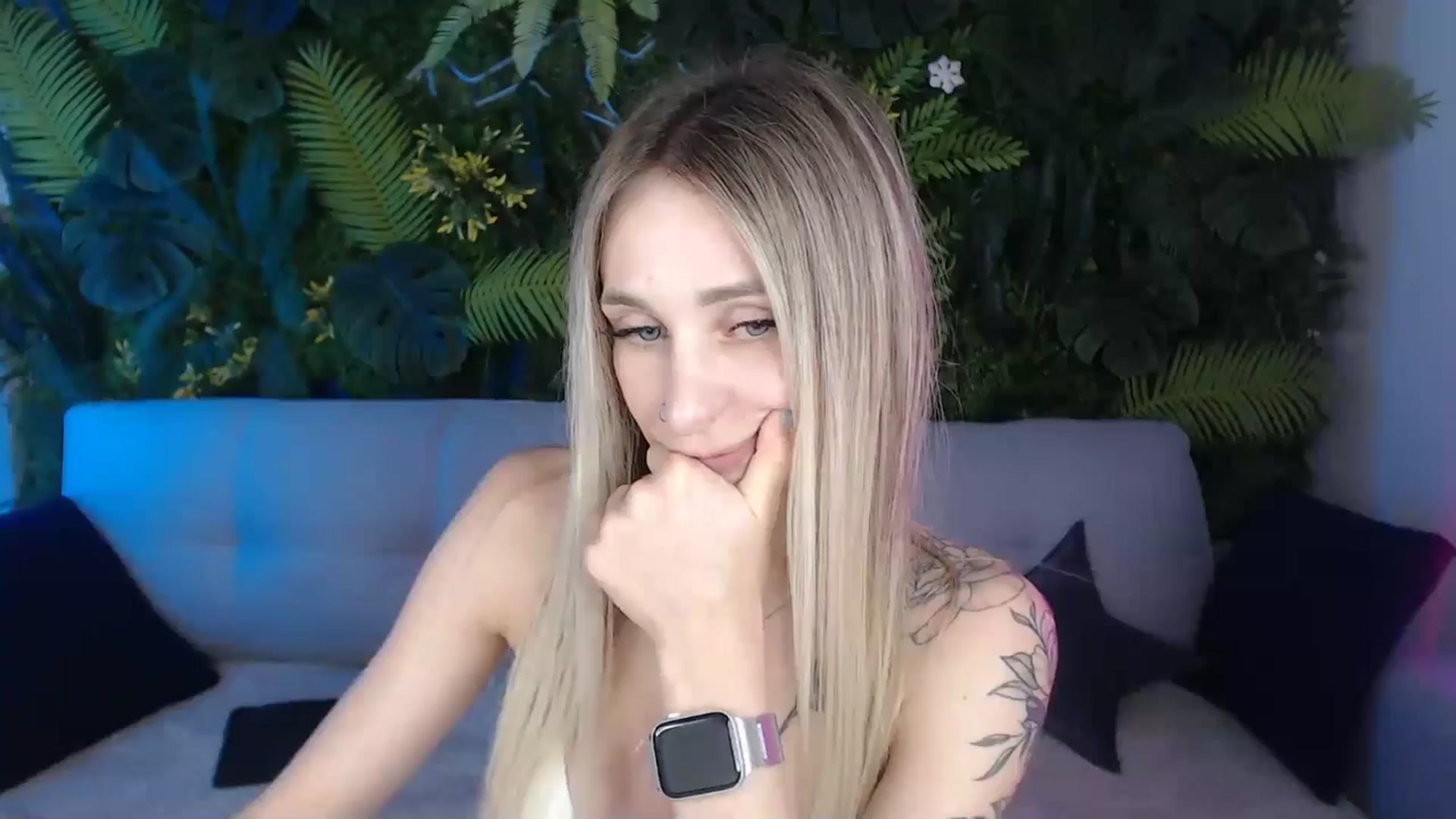 Gallery image thumbnail from Horny_Blond's myfreecams stream on, 07/30/2024, 11:16 image 2 of 20