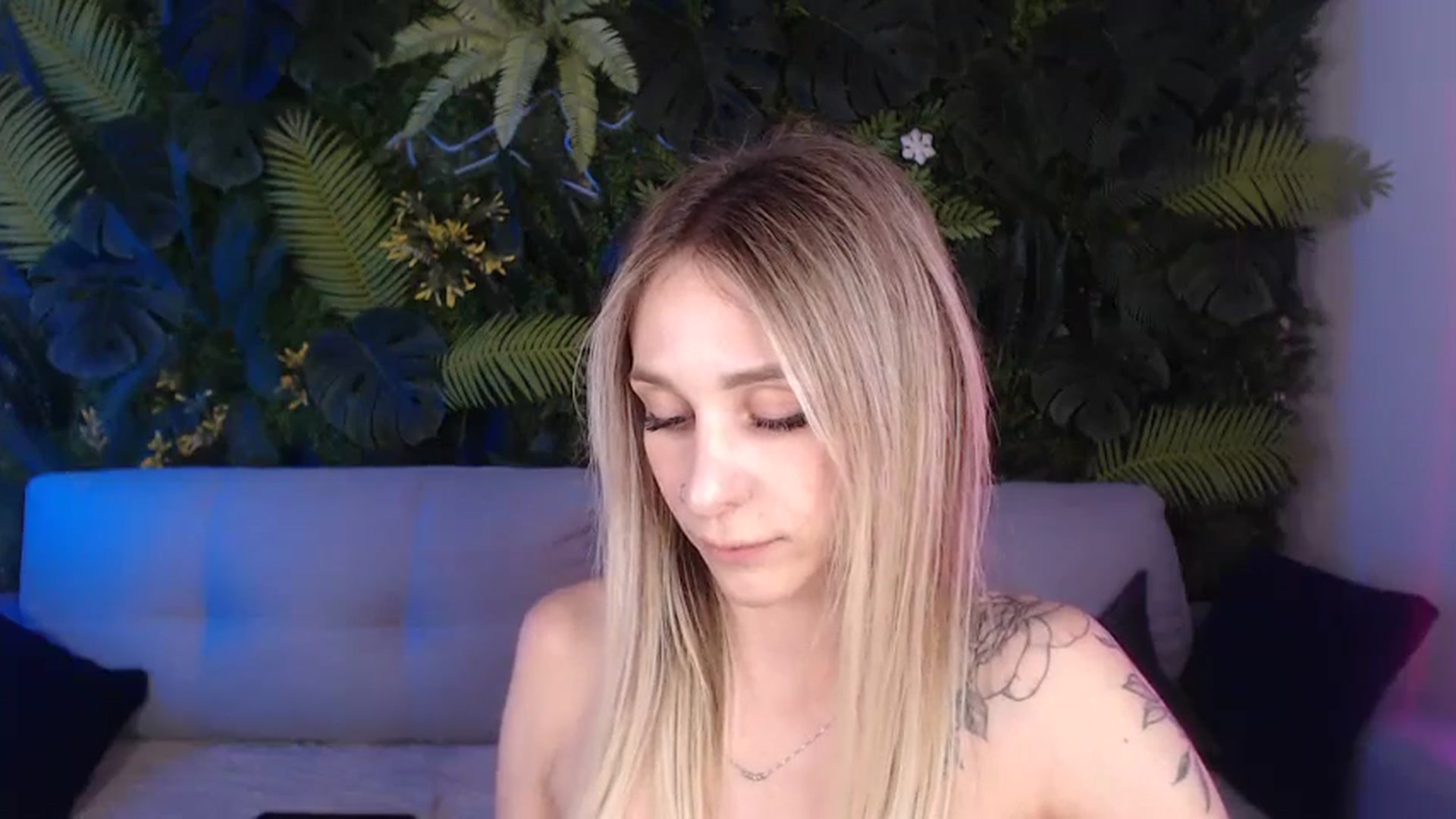Gallery image thumbnail from Horny_Blond's myfreecams stream on, 07/31/2024, 12:39 image 5 of 20