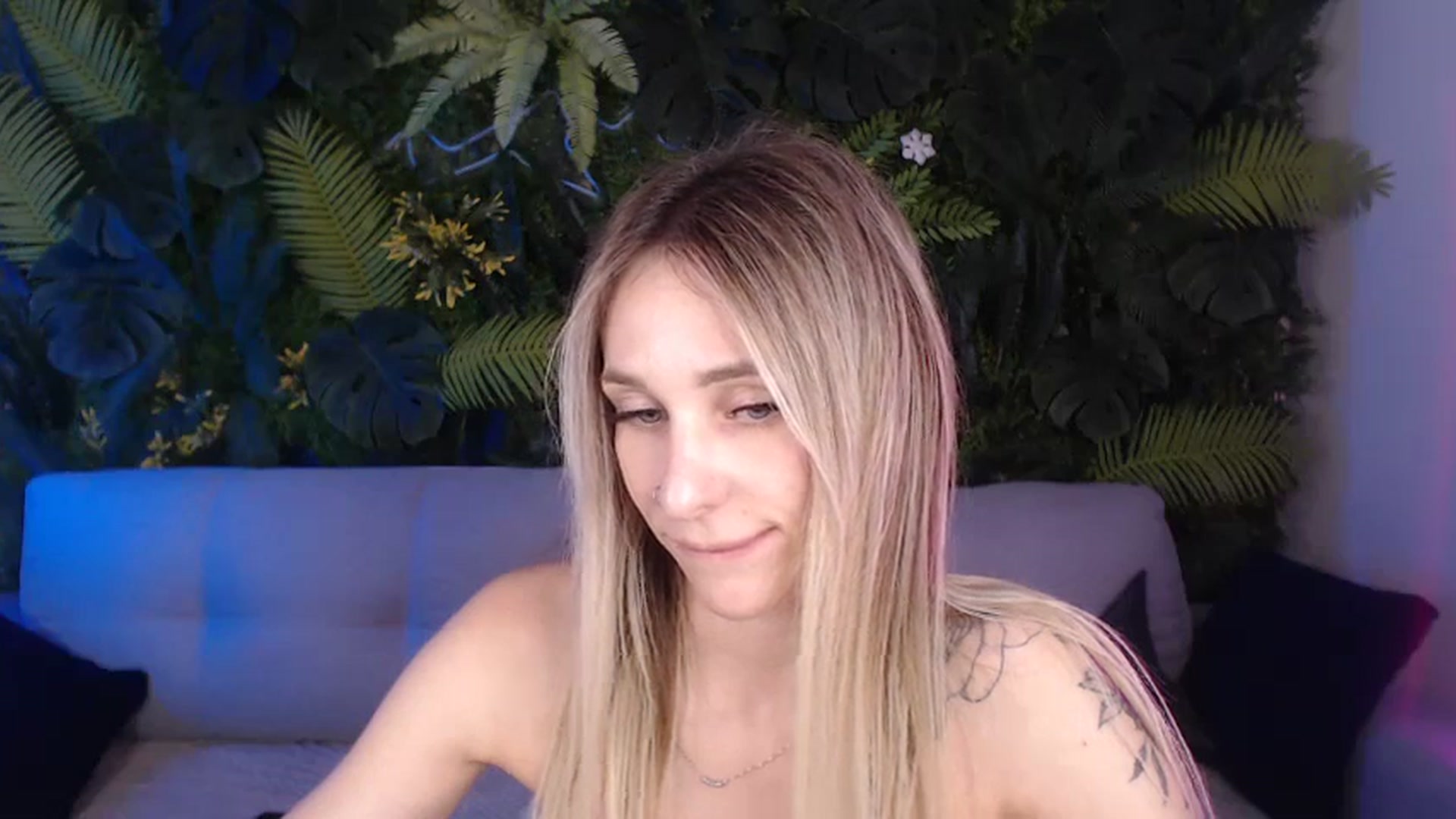 Gallery image thumbnail from Horny_Blond's myfreecams stream on, 07/31/2024, 12:39 image 6 of 20