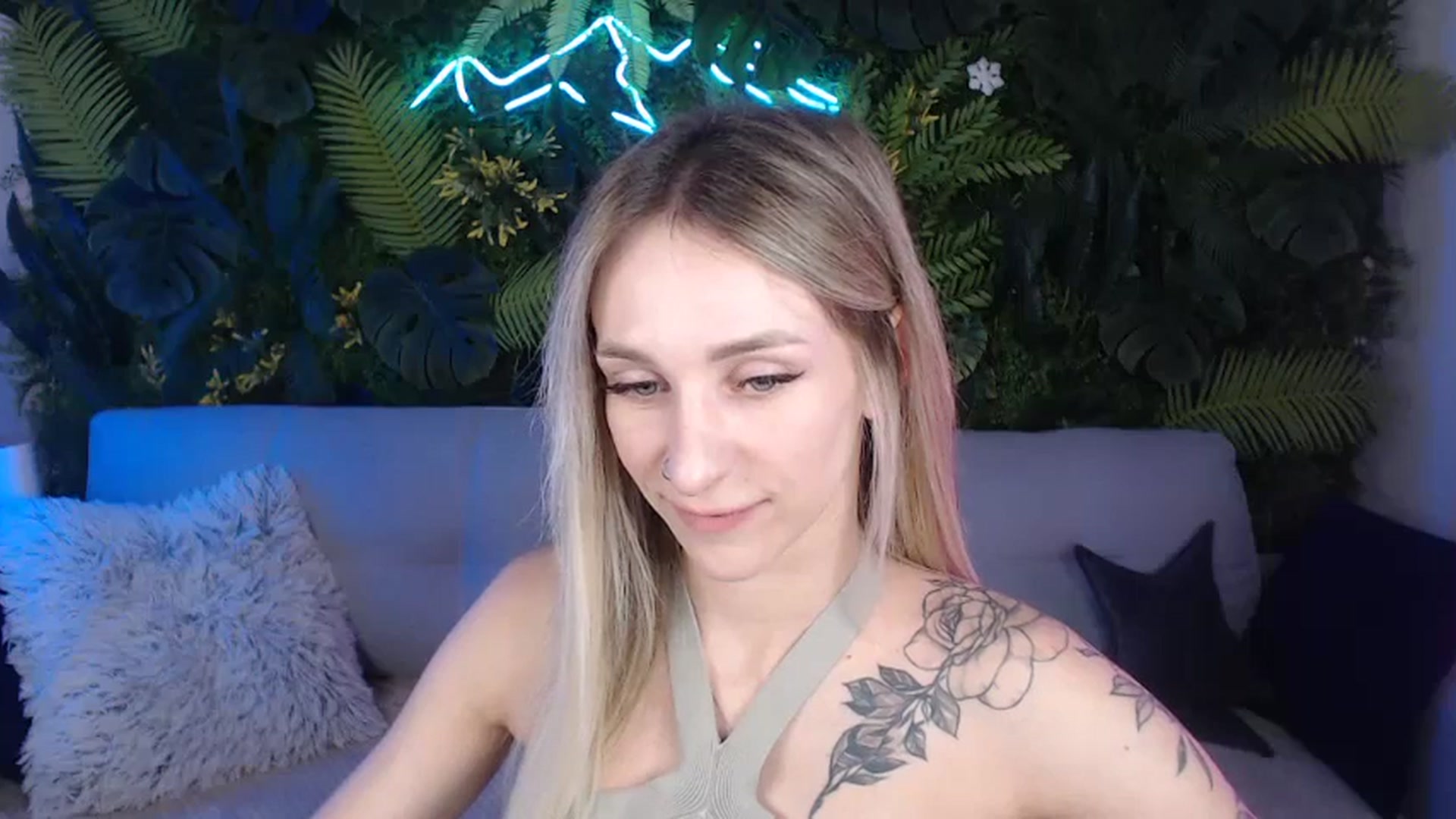 Gallery image thumbnail from Horny_Blond's myfreecams stream on, 08/02/2024, 08:14 image 3 of 20