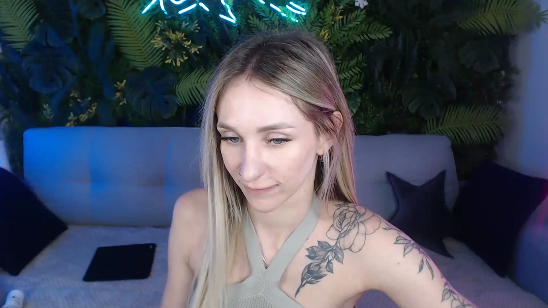 Gallery image thumbnail from Horny_Blond's myfreecams stream on, 08/02/2024, 12:34 image 2 of 20