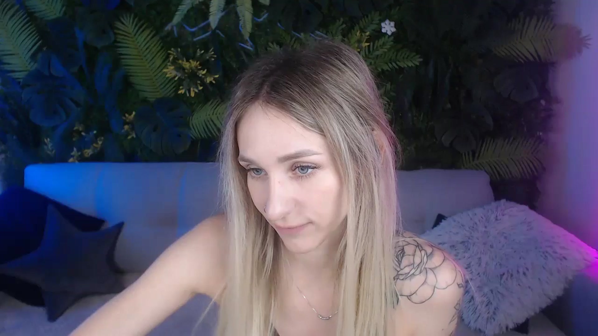Gallery image thumbnail from Horny_Blond's myfreecams stream on, 08/05/2024, 08:47 image 14 of 20