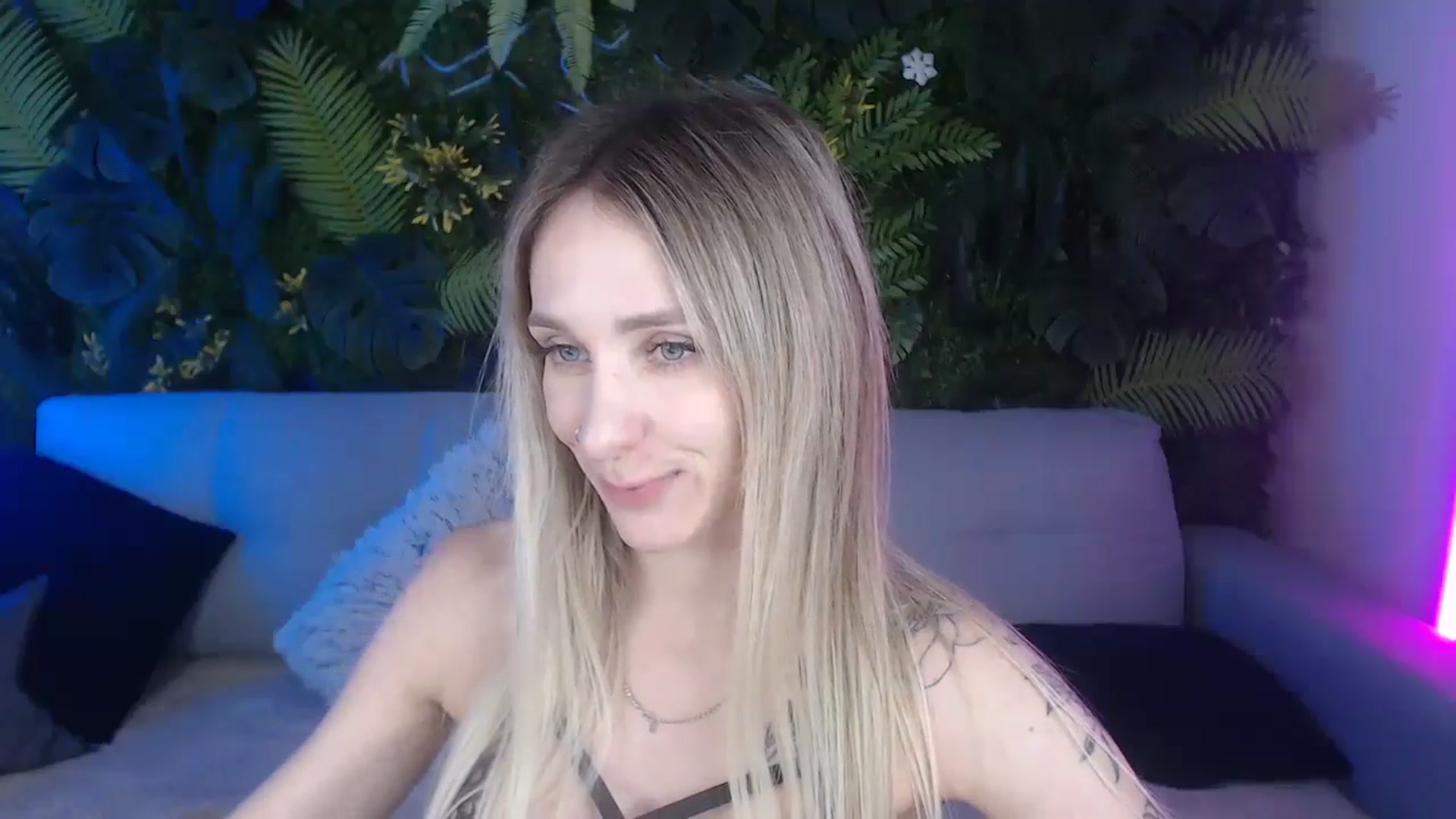 Gallery image thumbnail from Horny_Blond's myfreecams stream on, 08/05/2024, 12:00 image 5 of 20