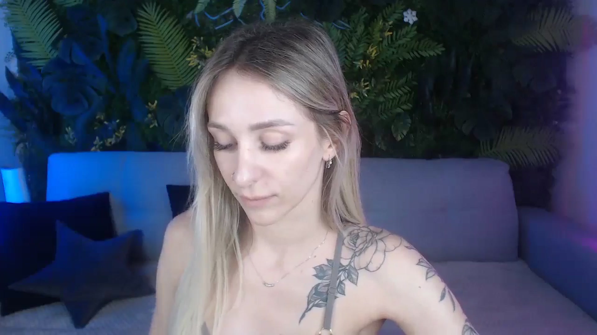 Gallery image thumbnail from Horny_Blond's myfreecams stream on, 08/06/2024, 09:02 image 17 of 20
