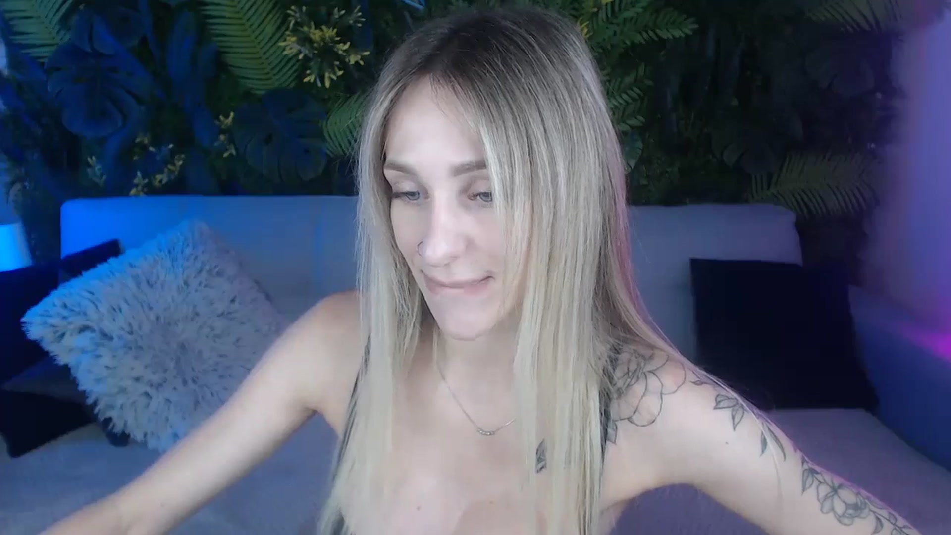 Gallery image thumbnail from Horny_Blond's myfreecams stream on, 08/09/2024, 08:28 image 20 of 20