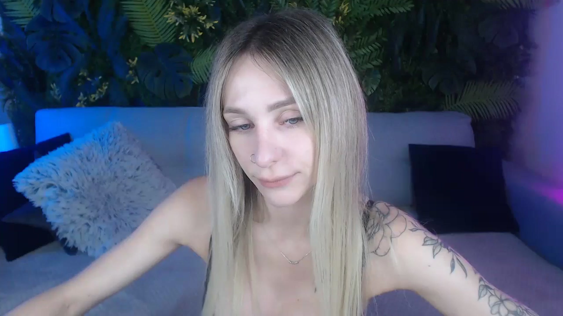 Gallery image thumbnail from Horny_Blond's myfreecams stream on, 08/09/2024, 08:28 image 8 of 20