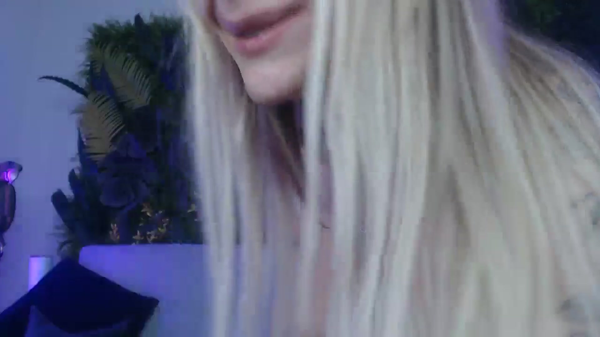 Gallery image thumbnail from Horny_Blond's myfreecams stream on, 08/10/2024, 10:28 image 11 of 20