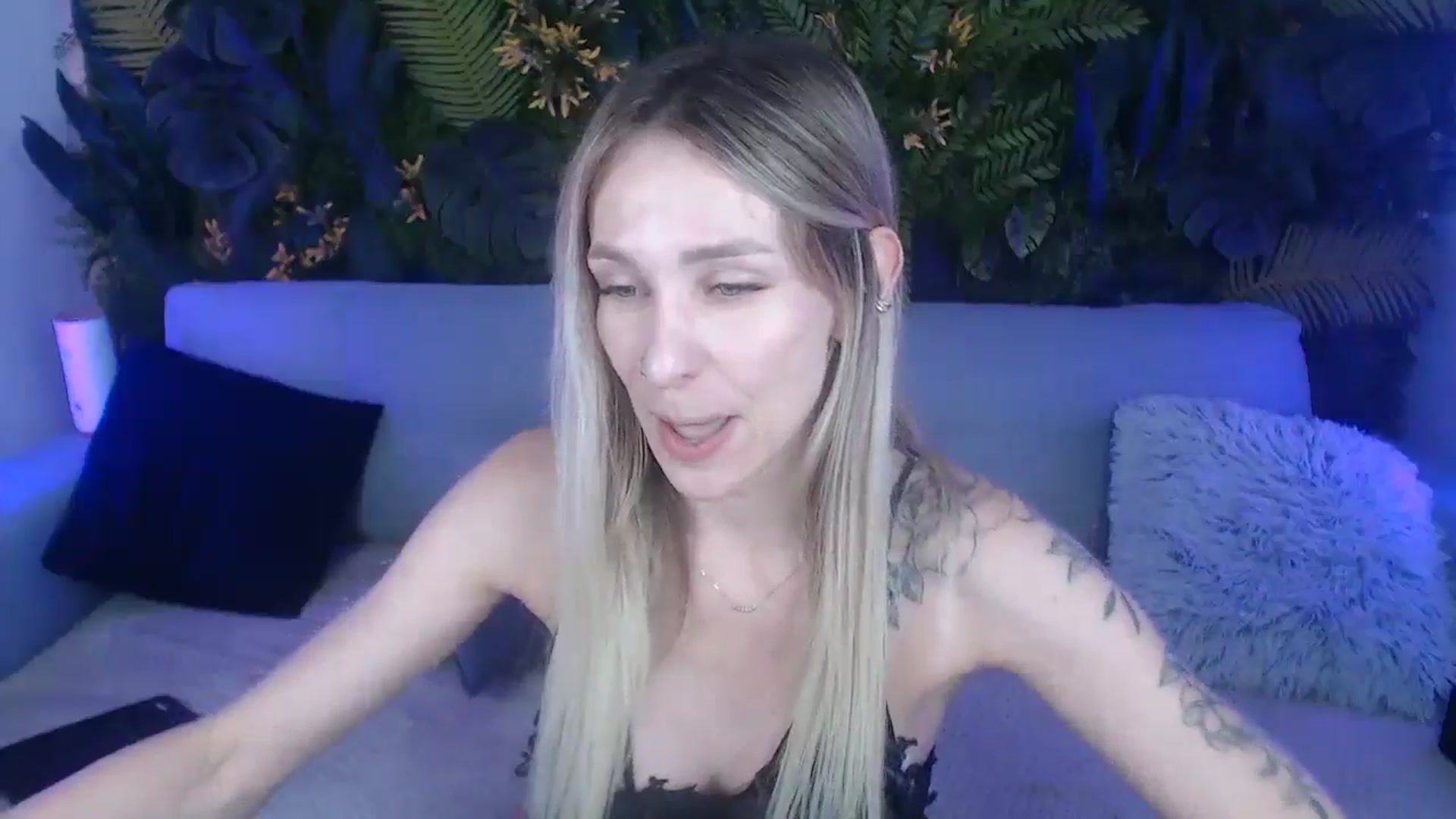 Gallery image thumbnail from Horny_Blond's myfreecams stream on, 08/11/2024, 12:22 image 3 of 20