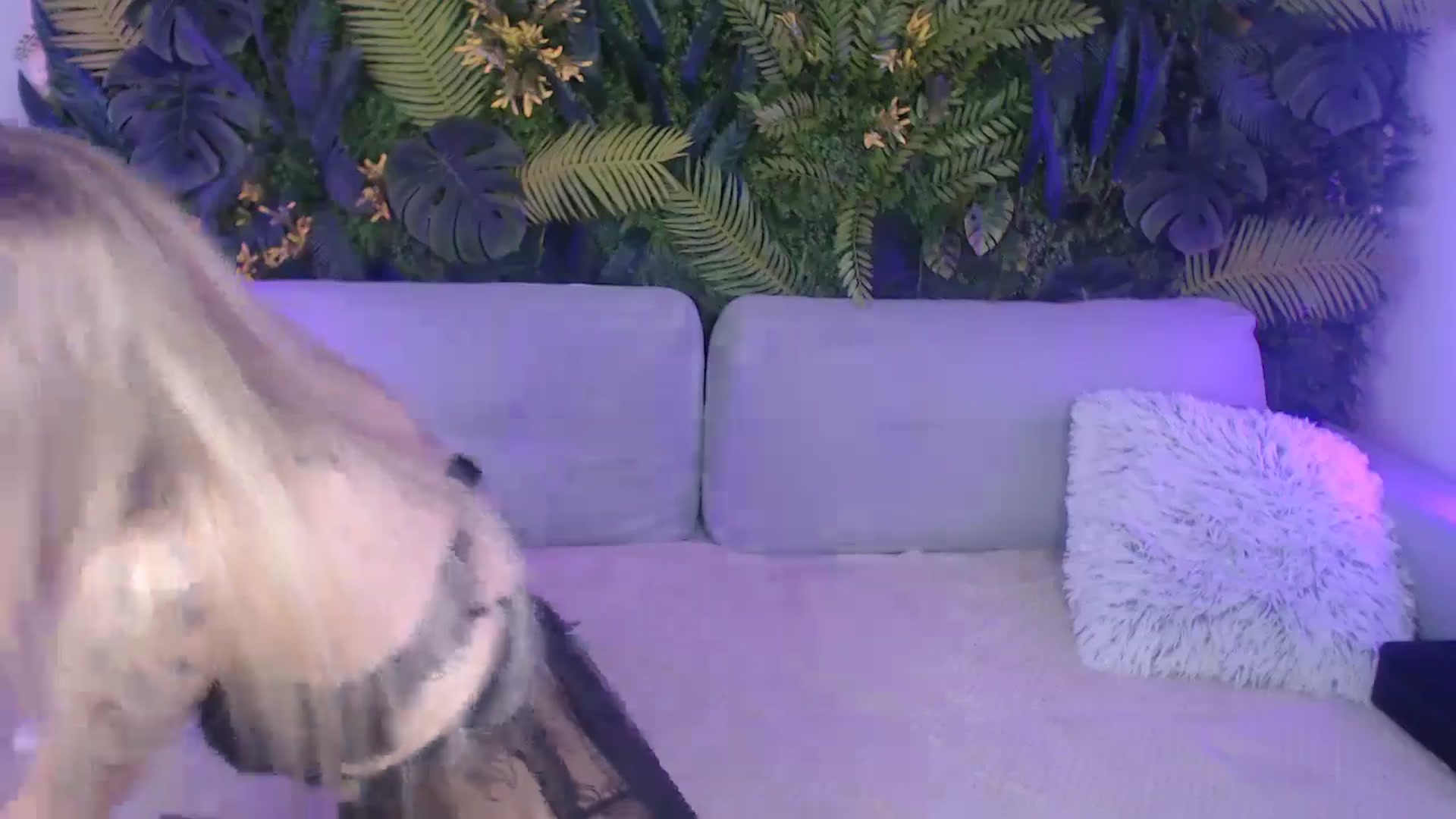 Gallery image thumbnail from Horny_Blond's myfreecams stream on, 08/11/2024, 13:44 image 5 of 20
