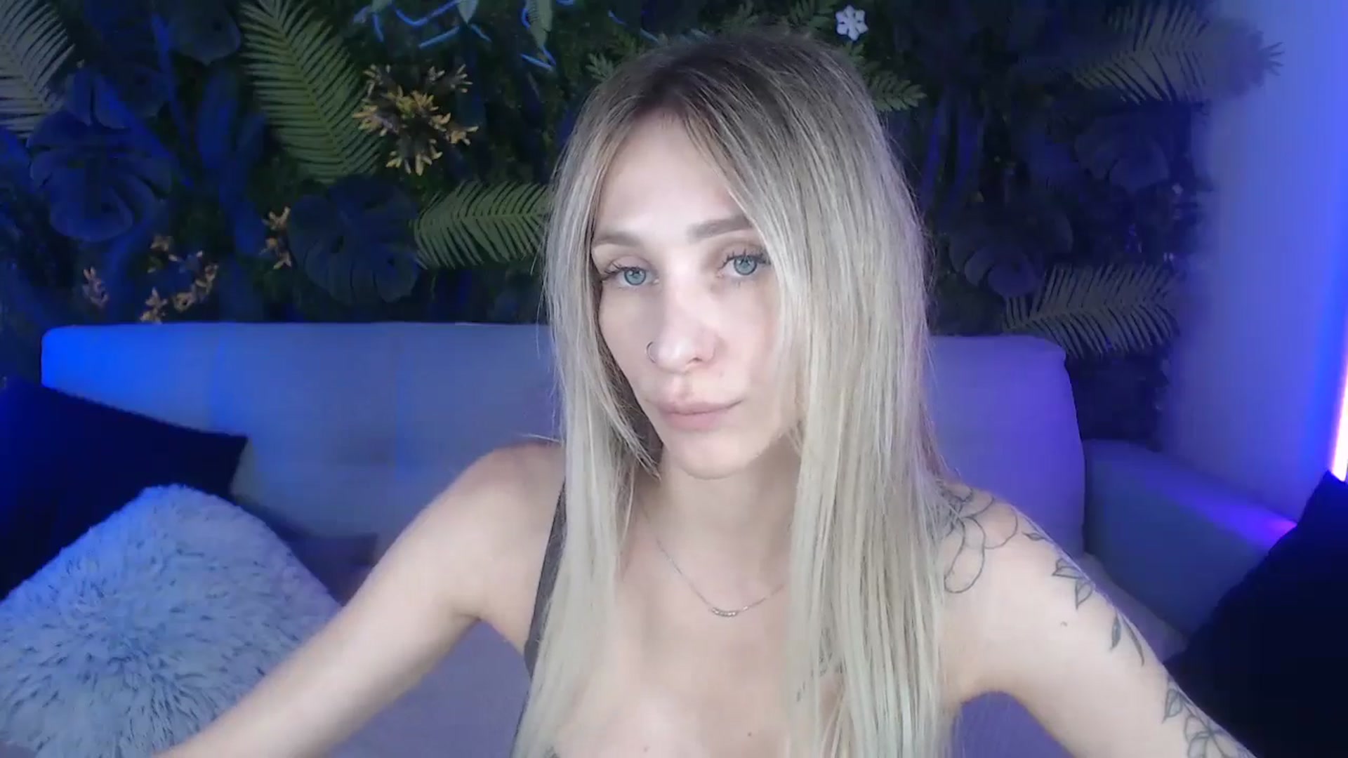 Gallery image thumbnail from Horny_Blond's myfreecams stream on, 08/12/2024, 11:57 image 6 of 20