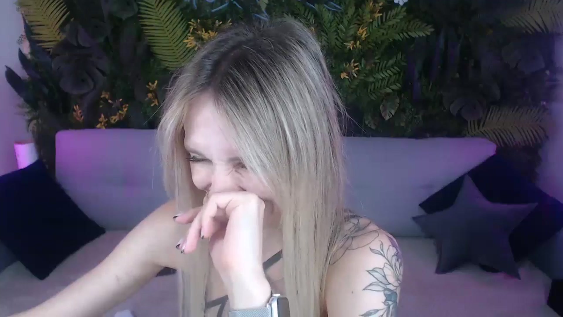 Gallery image thumbnail from Horny_Blond's myfreecams stream on, 08/14/2024, 10:15 image 9 of 20