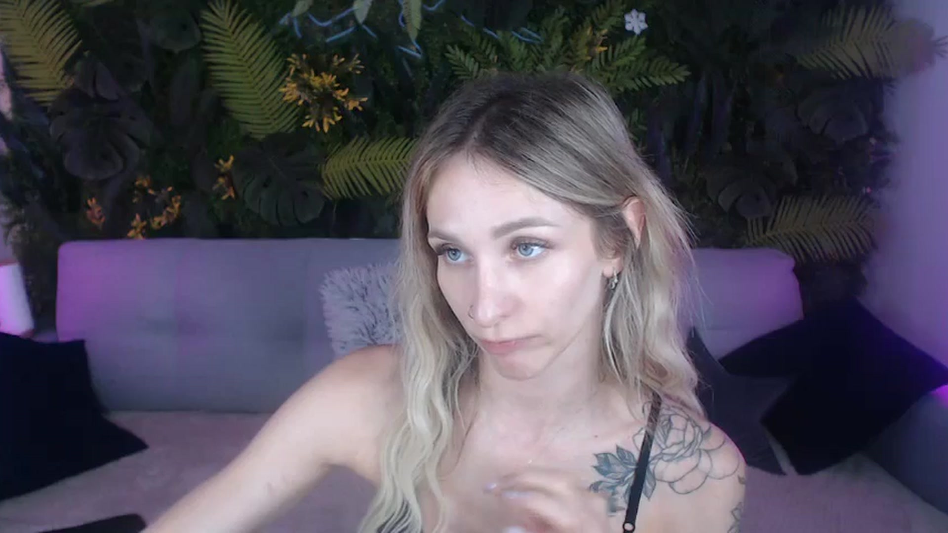Gallery image thumbnail from Horny_Blond's myfreecams stream on, 08/16/2024, 11:49 image 19 of 20