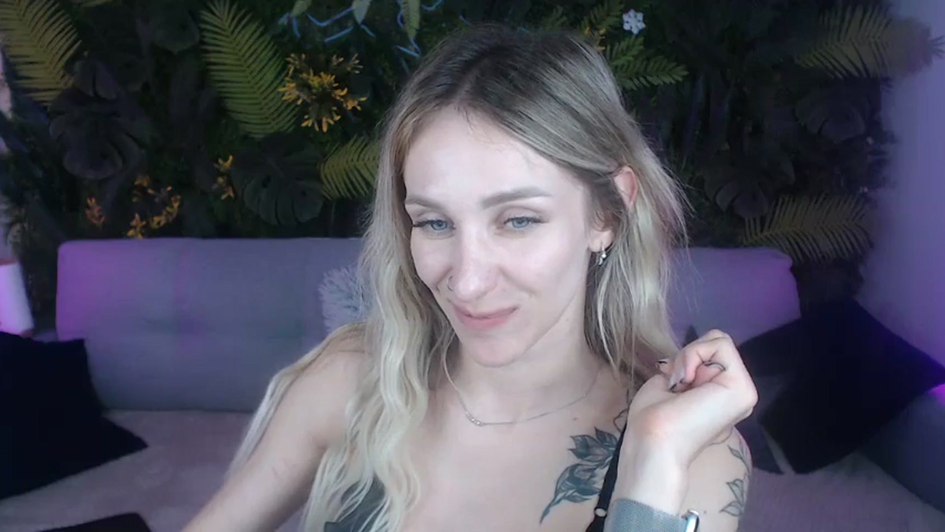 Gallery image thumbnail from Horny_Blond's myfreecams stream on, 08/16/2024, 11:49 image 12 of 20