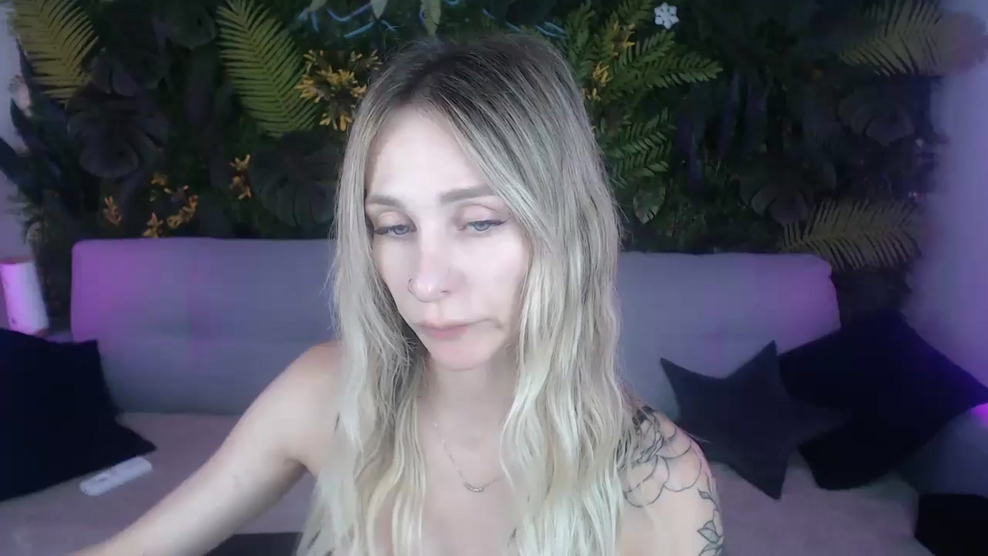 Gallery image thumbnail from Horny_Blond's myfreecams stream on, 08/17/2024, 10:51 image 5 of 20