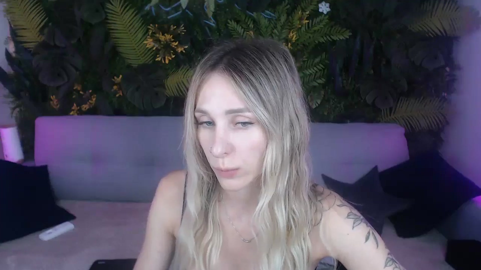 Gallery image thumbnail from Horny_Blond's myfreecams stream on, 08/17/2024, 10:51 image 4 of 20
