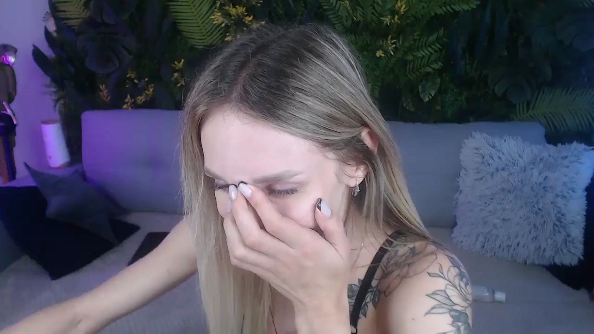 Gallery image thumbnail from Horny_Blond's myfreecams stream on, 08/18/2024, 13:55 image 12 of 20