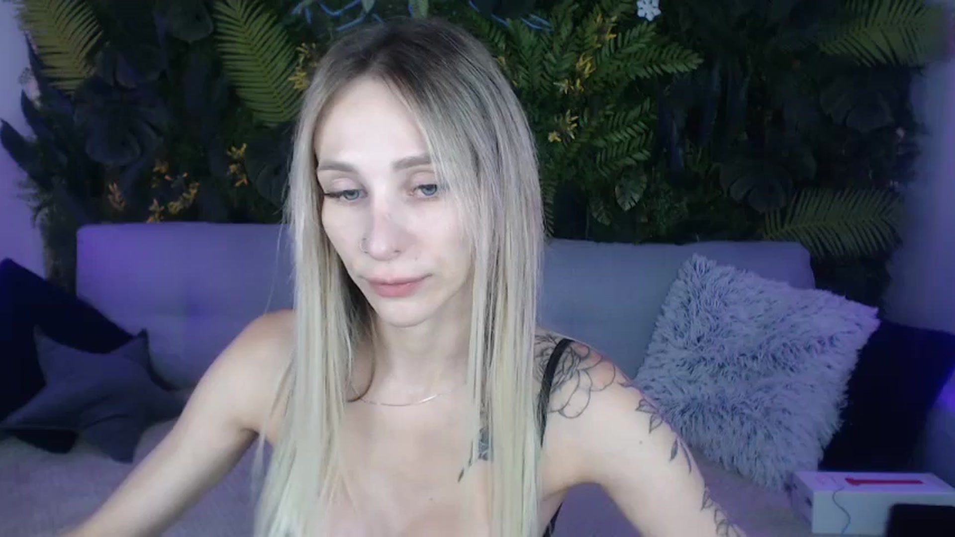 Gallery image thumbnail from Horny_Blond's myfreecams stream on, 08/27/2024, 08:16 image 1 of 20