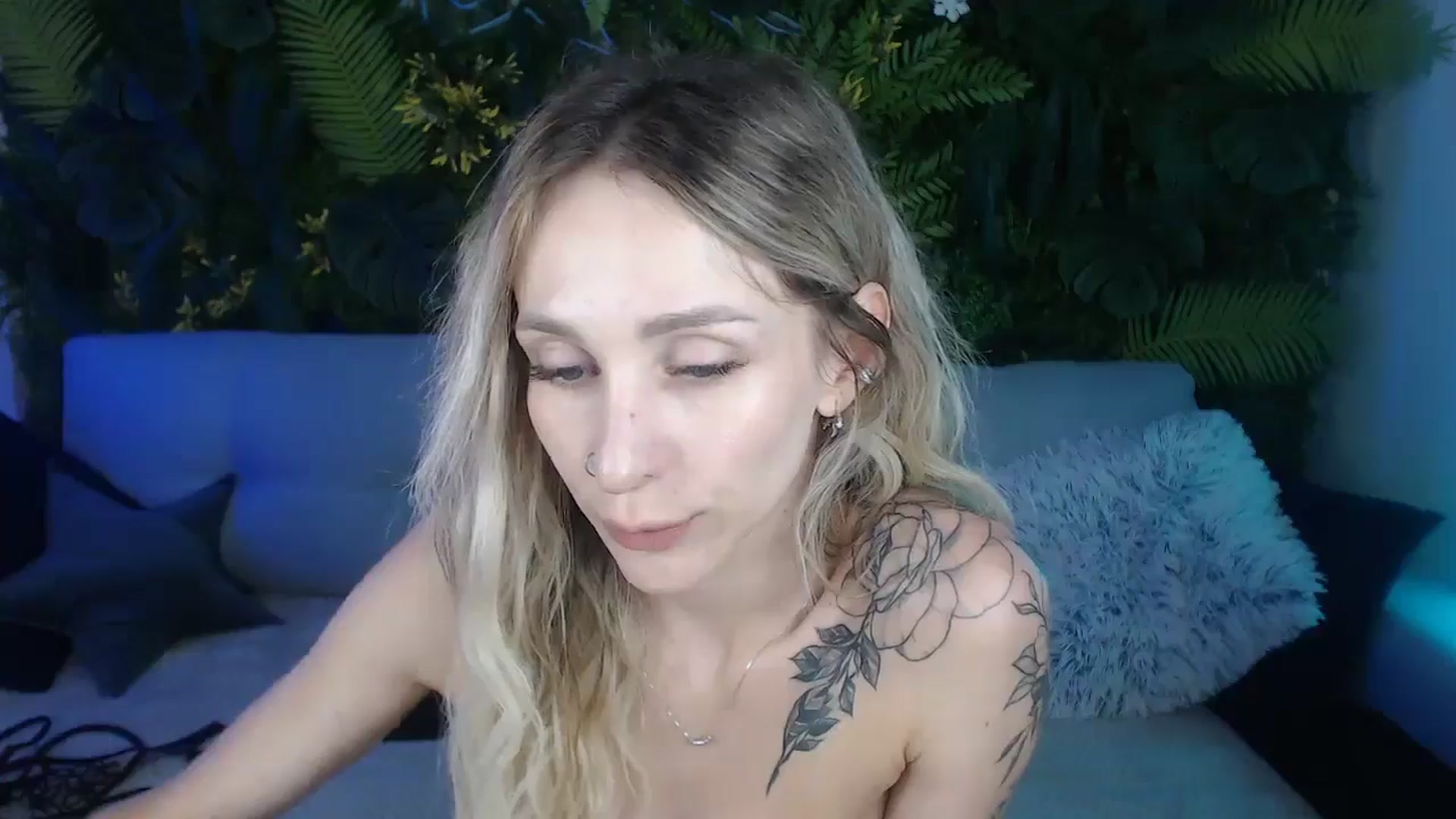 Gallery image thumbnail from Horny_Blond's myfreecams stream on, 08/28/2024, 11:07 image 4 of 20