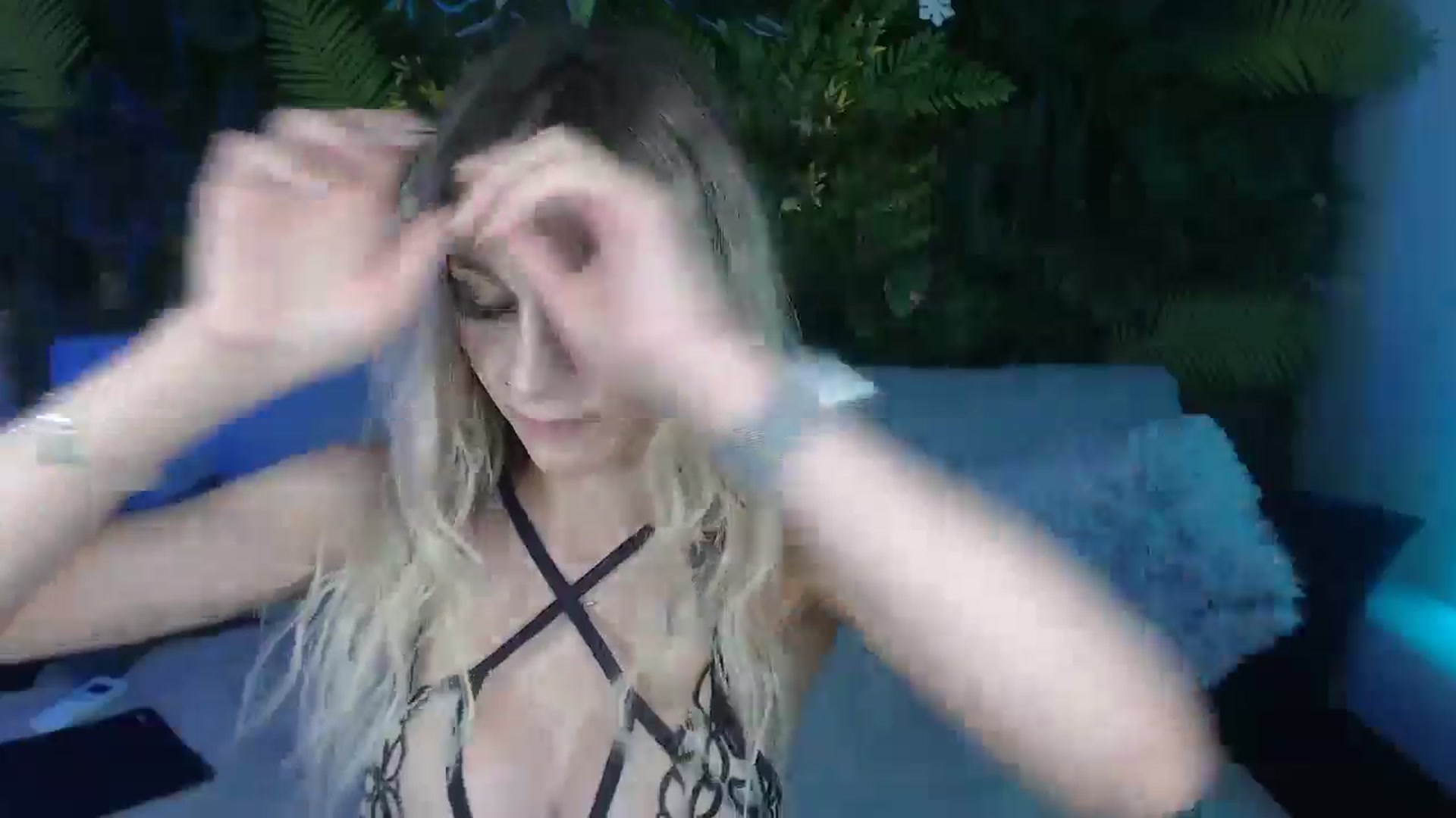 Gallery image thumbnail from Horny_Blond's myfreecams stream on, 08/28/2024, 11:27 image 8 of 20