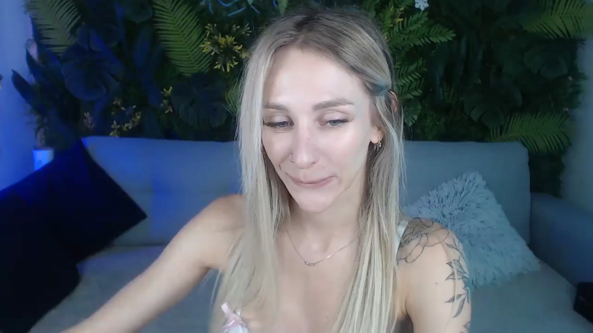 Gallery image thumbnail from Horny_Blond's myfreecams stream on, 08/30/2024, 09:24 image 6 of 20