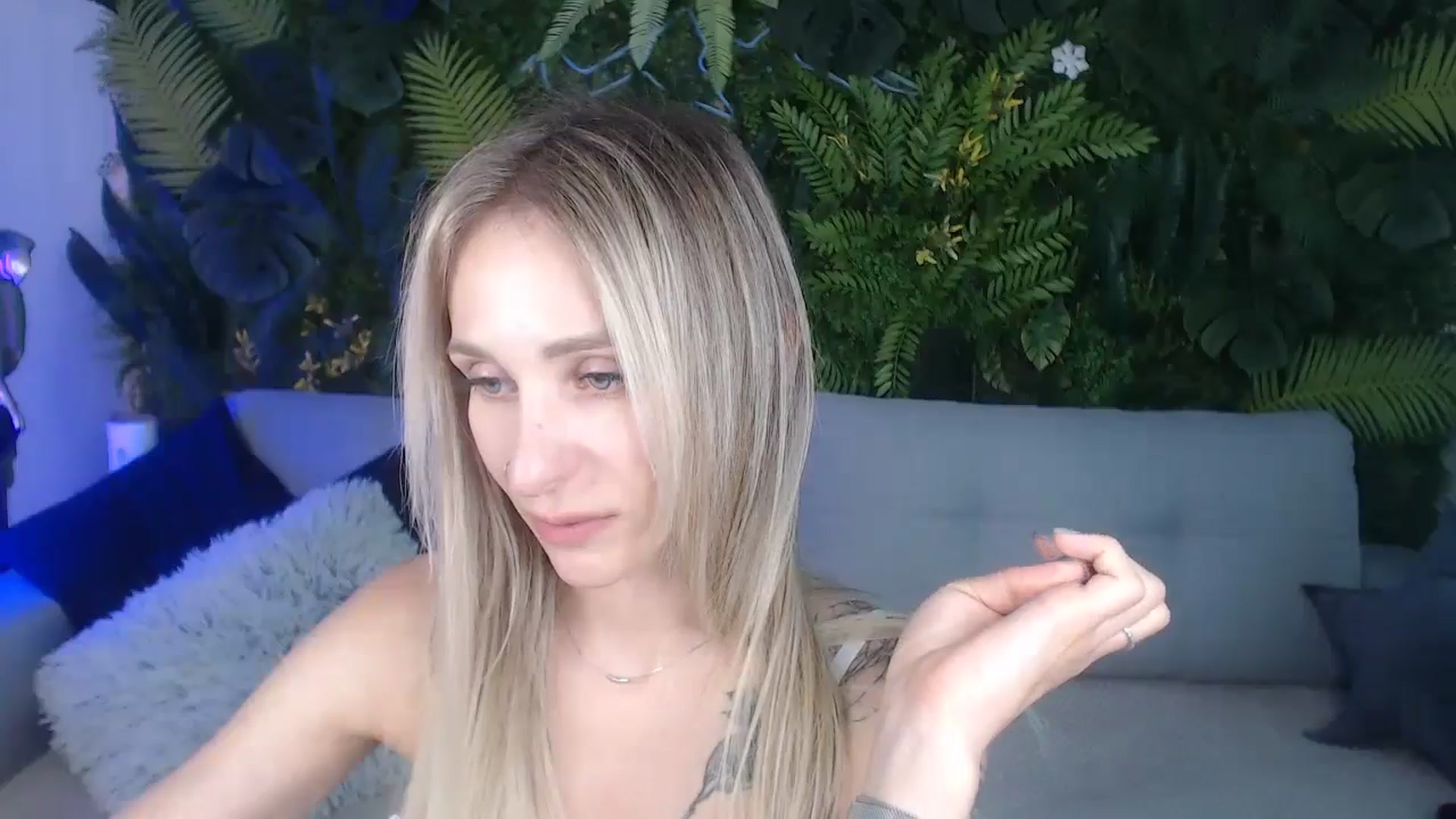 Gallery image thumbnail from Horny_Blond's myfreecams stream on, 08/30/2024, 11:16 image 5 of 20
