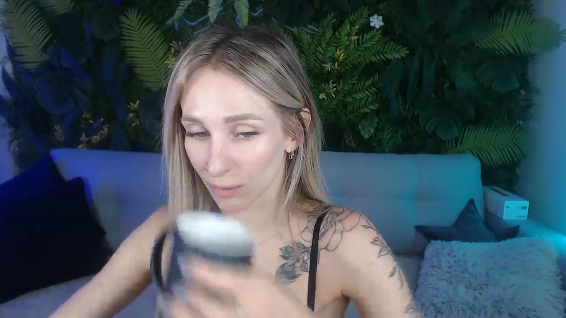 Gallery image thumbnail from Horny_Blond's myfreecams stream on, 09/01/2024, 09:35 image 4 of 20
