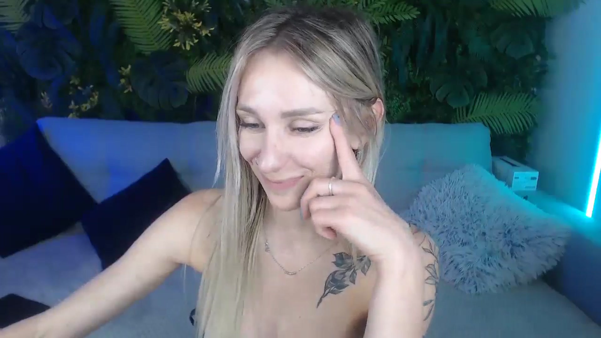 Gallery image thumbnail from Horny_Blond's myfreecams stream on, 09/01/2024, 13:44 image 18 of 20