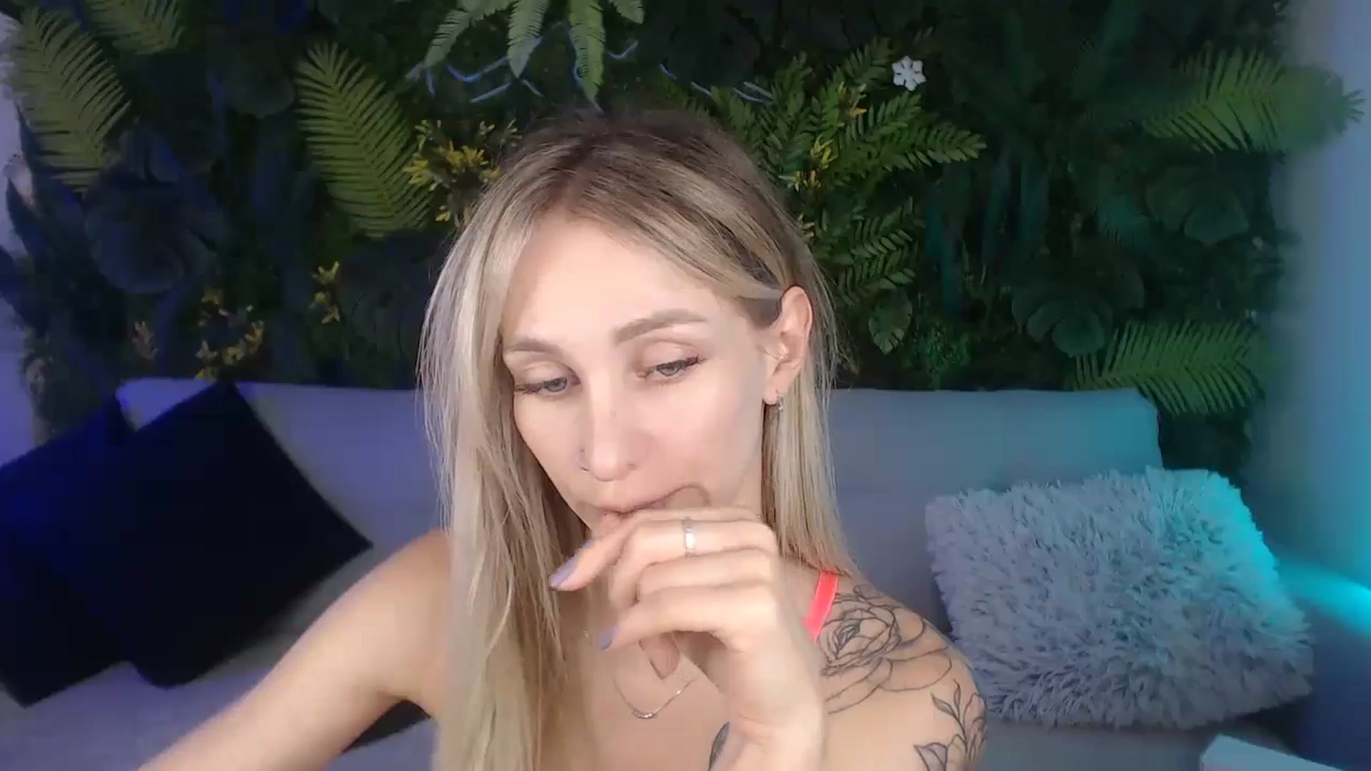 Gallery image thumbnail from Horny_Blond's myfreecams stream on, 09/02/2024, 09:41 image 18 of 20