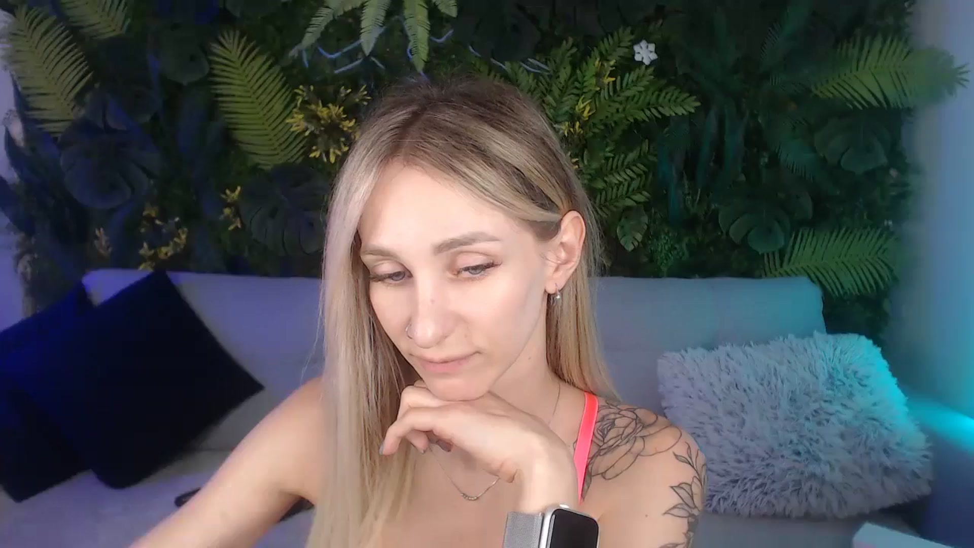 Gallery image thumbnail from Horny_Blond's myfreecams stream on, 09/02/2024, 09:41 image 10 of 20