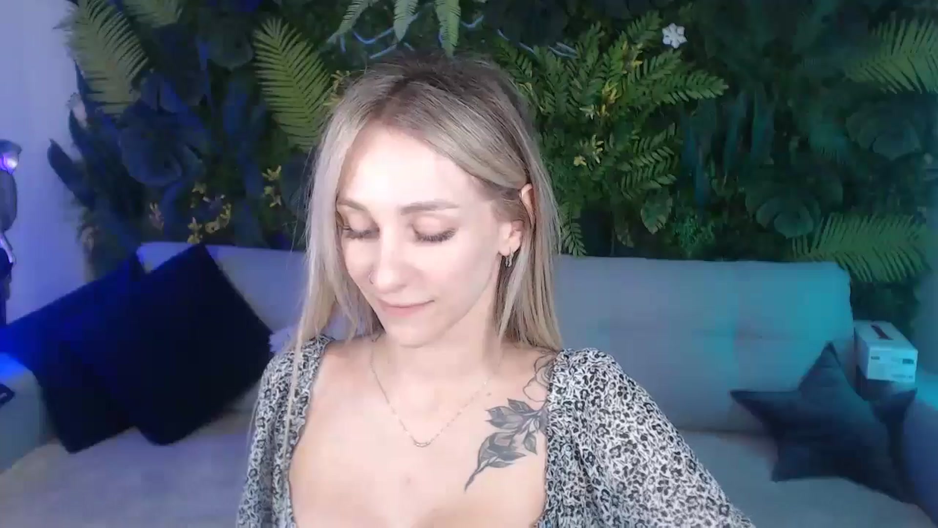 Gallery image thumbnail from Horny_Blond's myfreecams stream on, 09/03/2024, 08:55 image 16 of 20