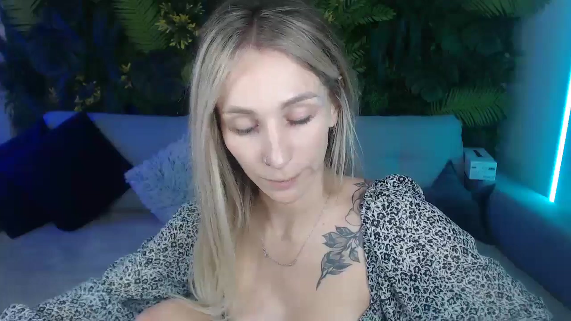 Gallery image thumbnail from Horny_Blond's myfreecams stream on, 09/03/2024, 10:58 image 17 of 20