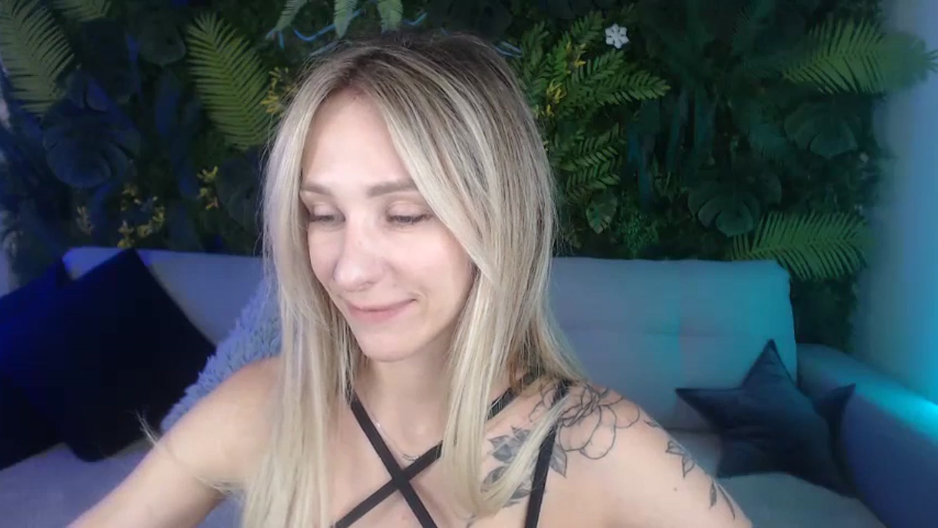 Gallery image thumbnail from Horny_Blond's myfreecams stream on, 09/04/2024, 08:40 image 18 of 20