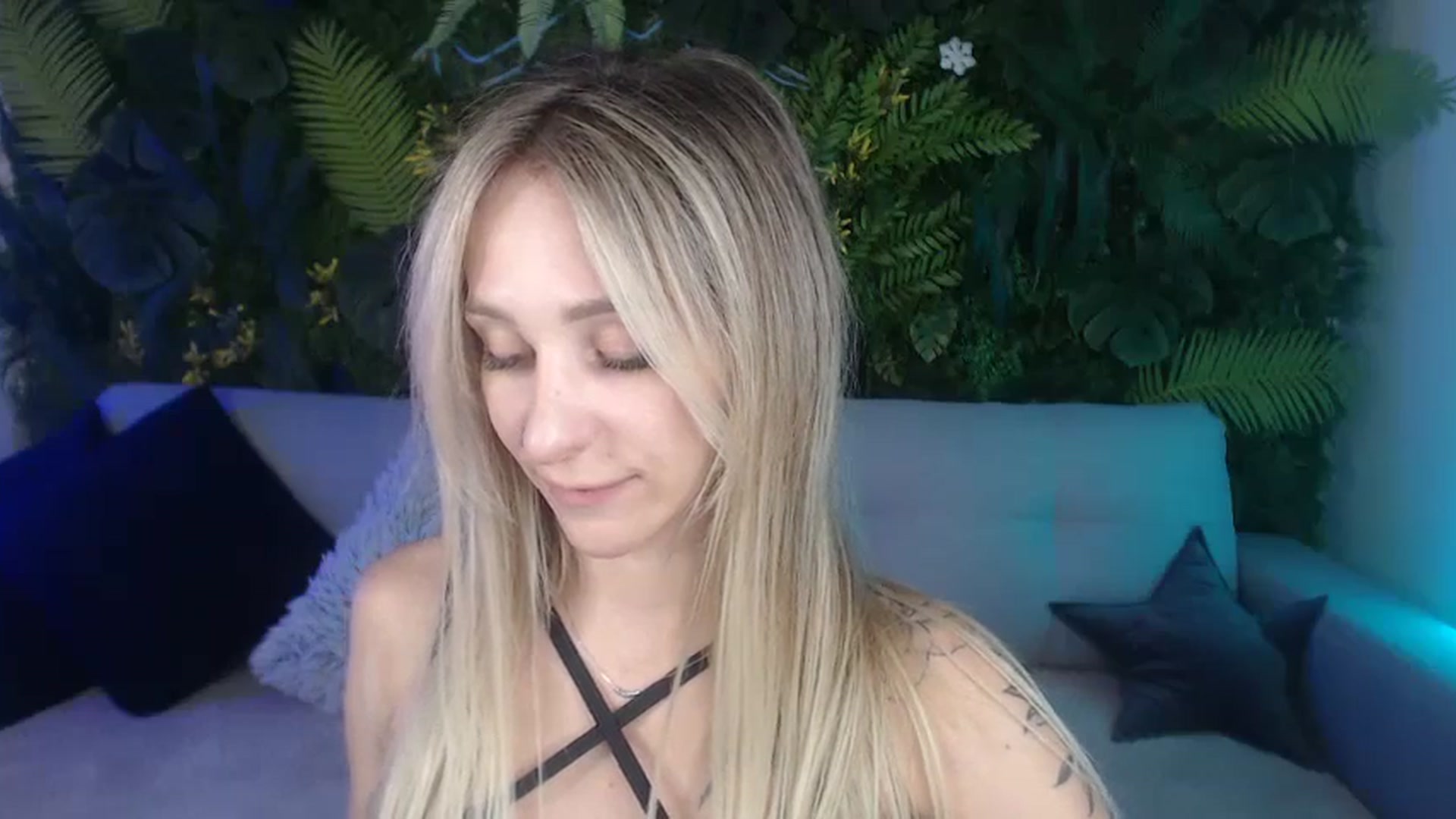 Gallery image thumbnail from Horny_Blond's myfreecams stream on, 09/04/2024, 08:40 image 19 of 20