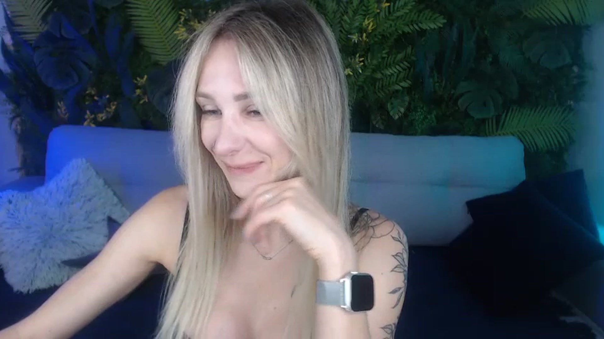 Gallery image thumbnail from Horny_Blond's myfreecams stream on, 09/06/2024, 08:32 image 3 of 20
