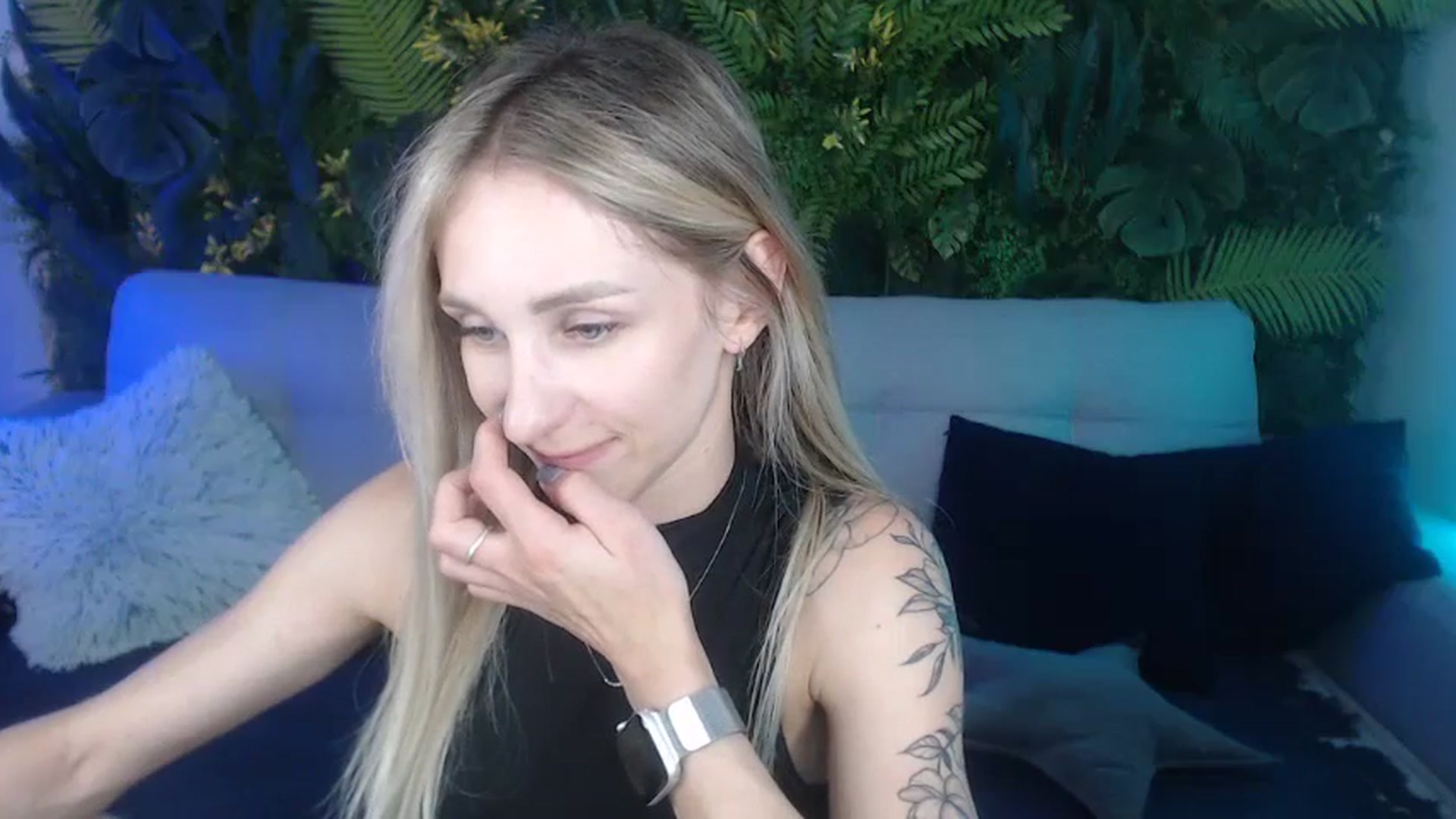 Gallery image thumbnail from Horny_Blond's myfreecams stream on, 09/06/2024, 10:59 image 13 of 20
