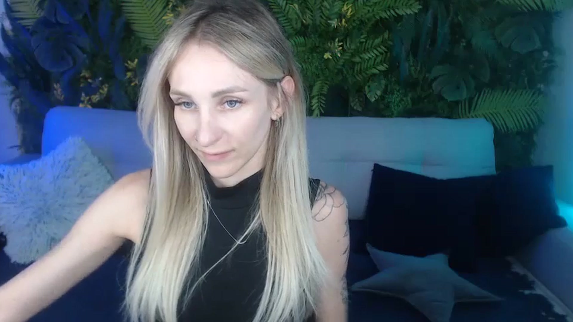 Gallery image thumbnail from Horny_Blond's myfreecams stream on, 09/06/2024, 10:59 image 18 of 20
